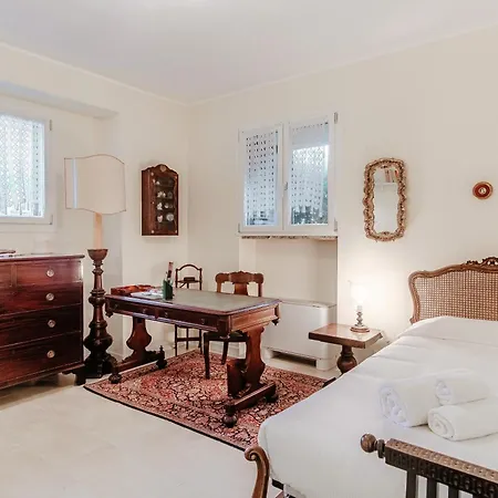 Holiday home Pescallo *